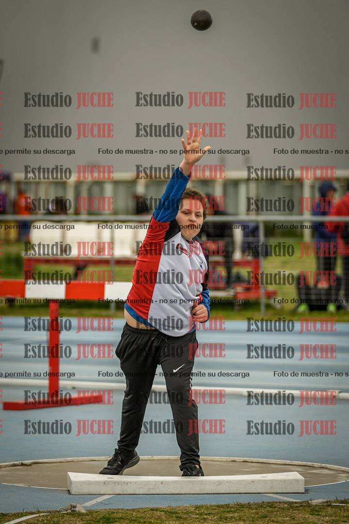 Fotos del lanzamiento de bala de varones