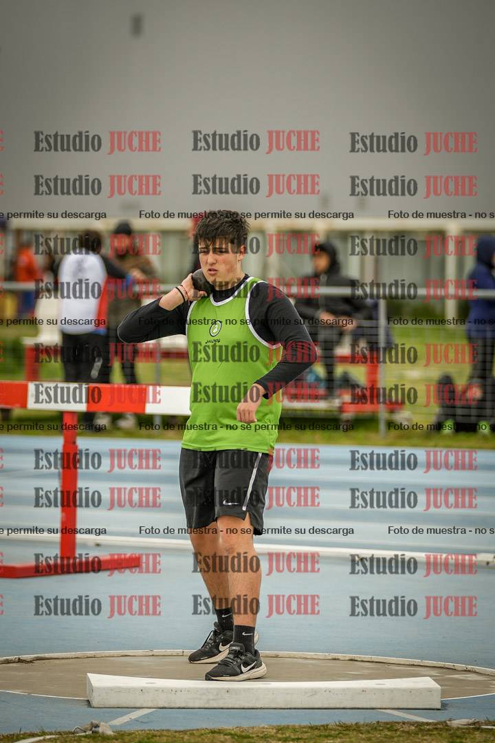 Fotos del lanzamiento de bala de varones