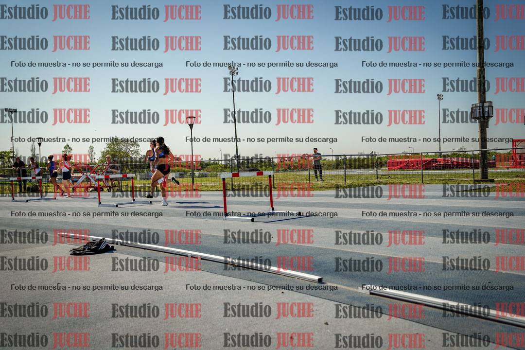 Fotos de los 400 m con vallas de mujeres
