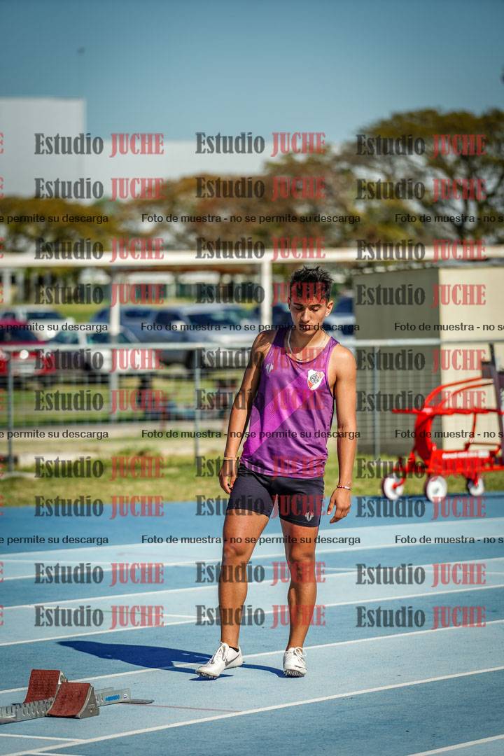 Fotos de los 400 m con vallas de varones