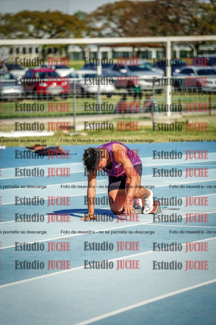 Fotos de los 400 m con vallas de varones