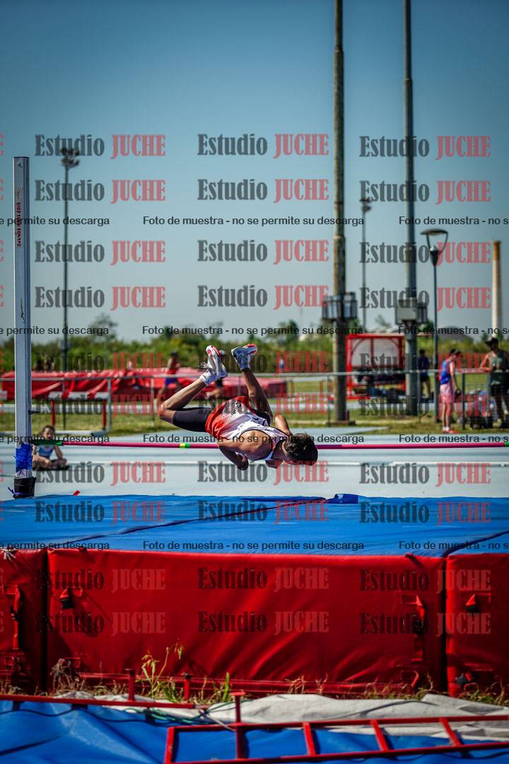 Fotos del salto en alto de mujeres y varones - todos los grupos