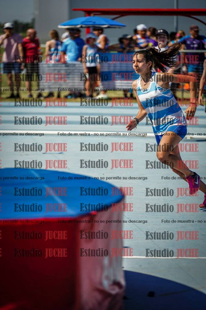 Fotos del salto en alto de mujeres y varones - todos los grupos