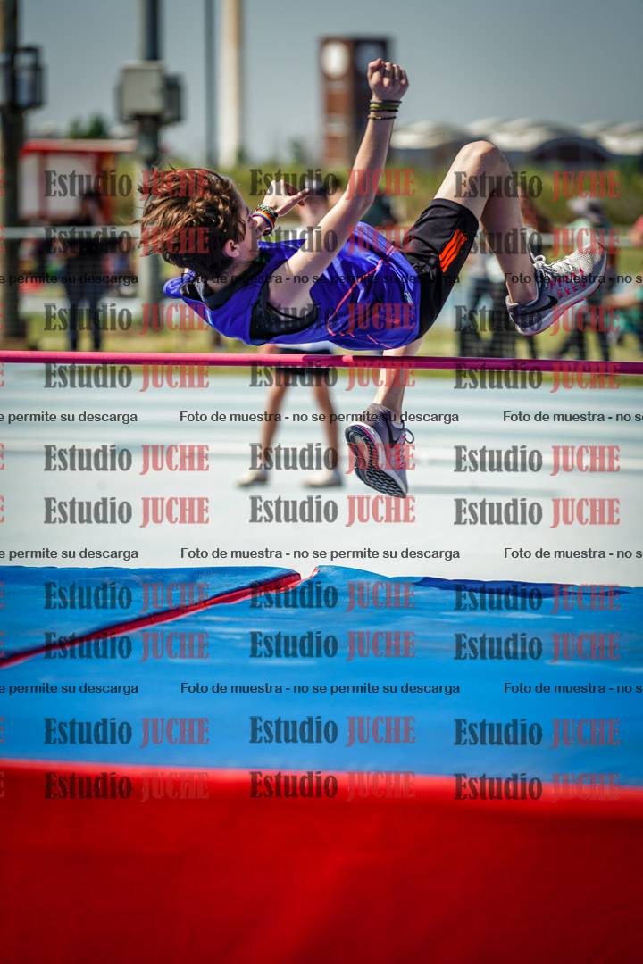 Fotos del salto en alto de mujeres y varones - todos los grupos