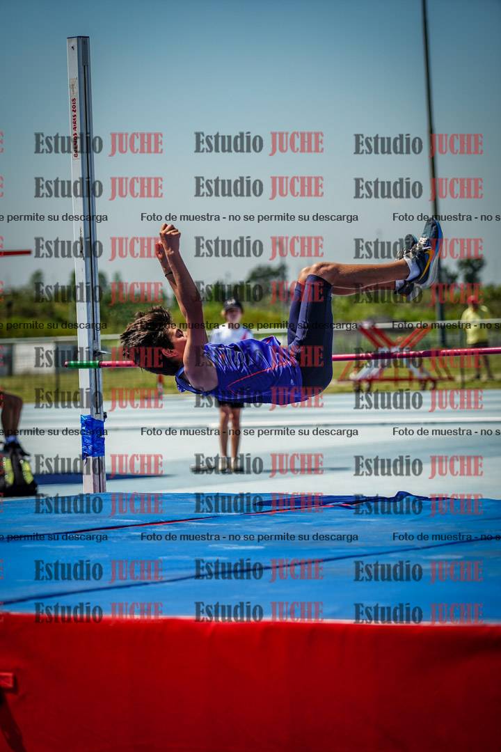 Fotos del salto en alto de mujeres y varones - todos los grupos