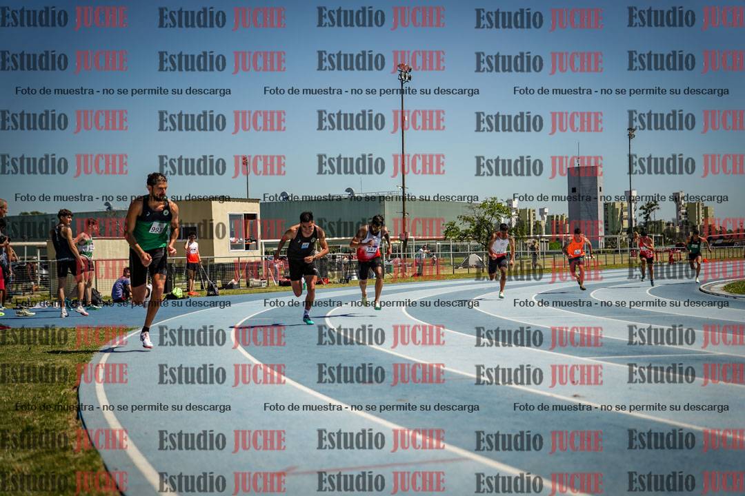 Fotos de los 800 m llanos de varones