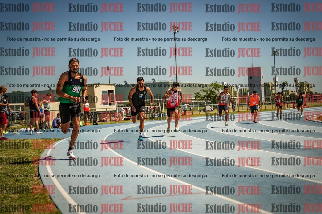 Fotos de los 800 m llanos de varones