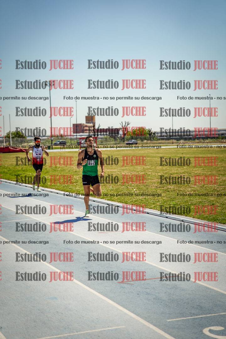 Fotos de los 800 m llanos de varones