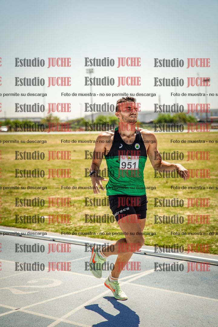 Fotos de los 800 m llanos de varones