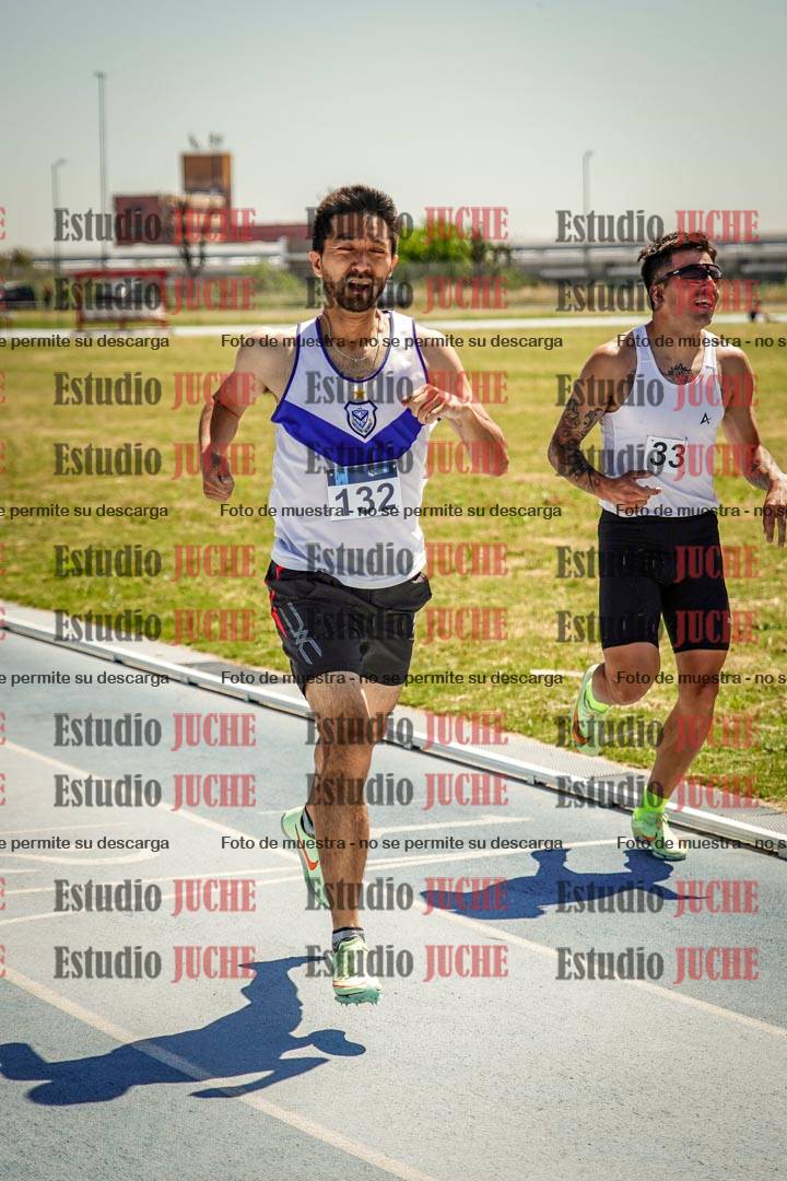 Fotos de los 800 m llanos de varones