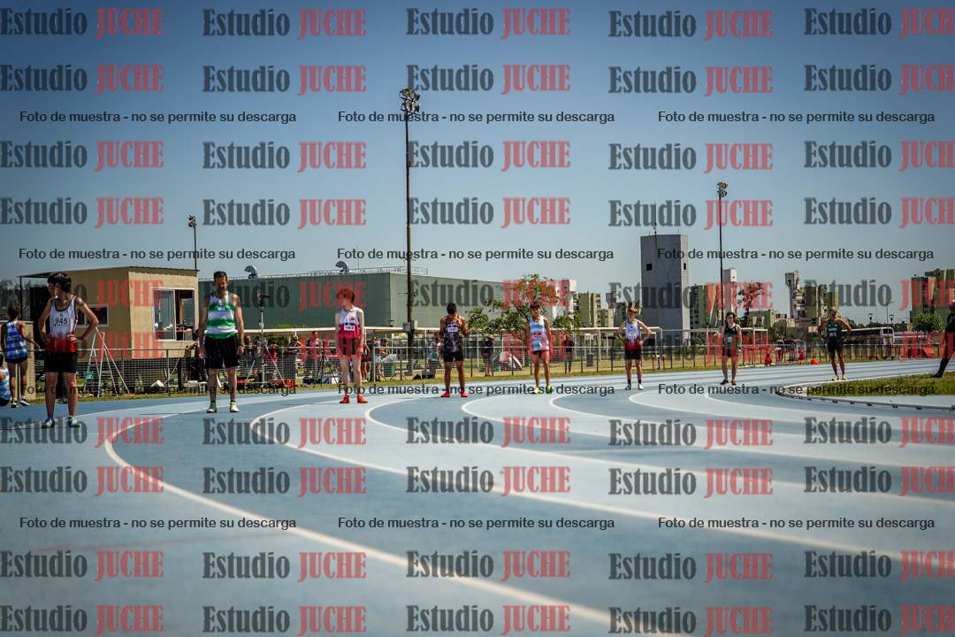 Fotos de los 800 m llanos de varones