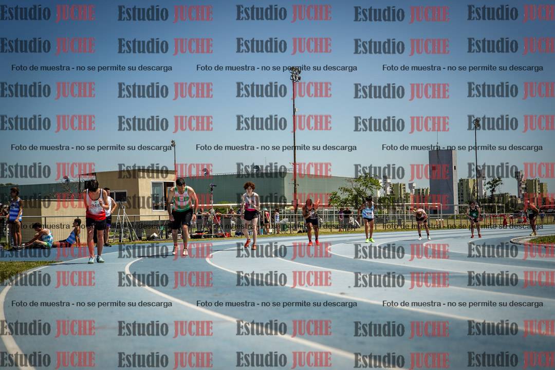 Fotos de los 800 m llanos de varones
