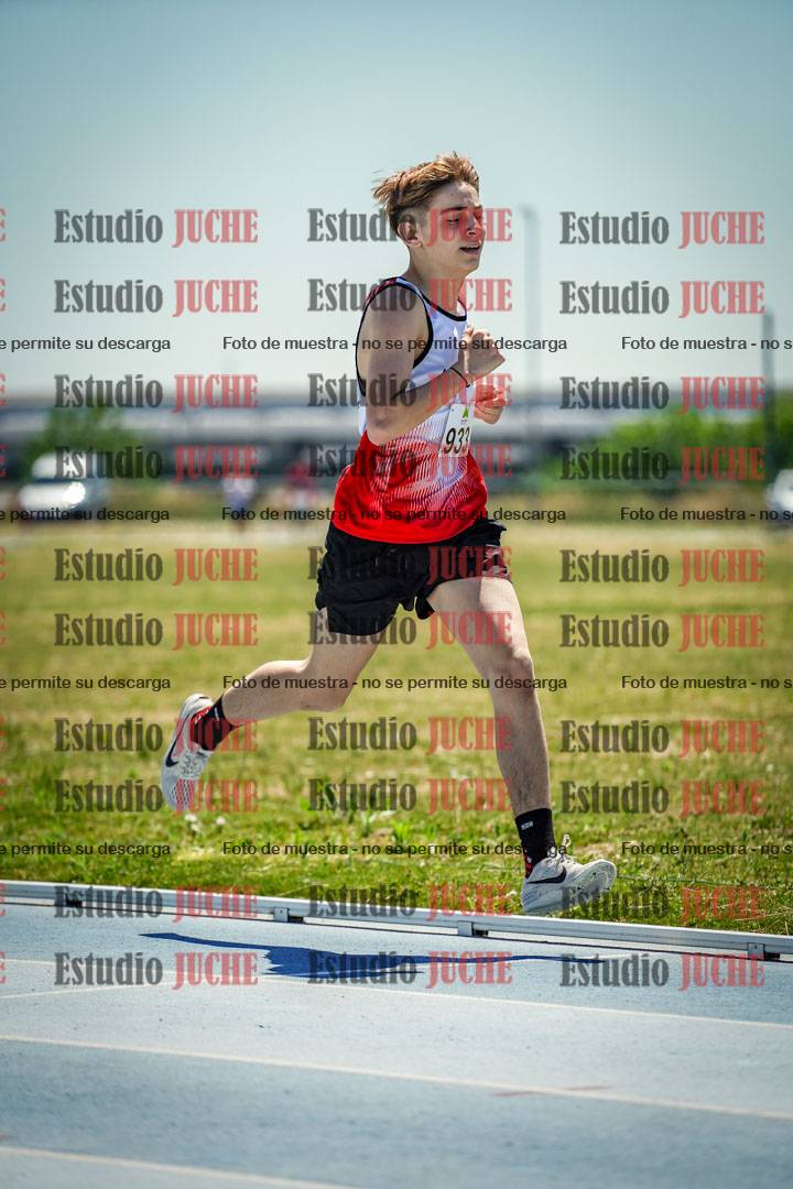 Fotos de los 800 m llanos de varones