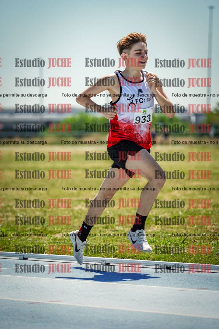 Fotos de los 800 m llanos de varones