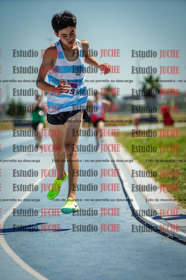 Fotos de los 800 m llanos de varones