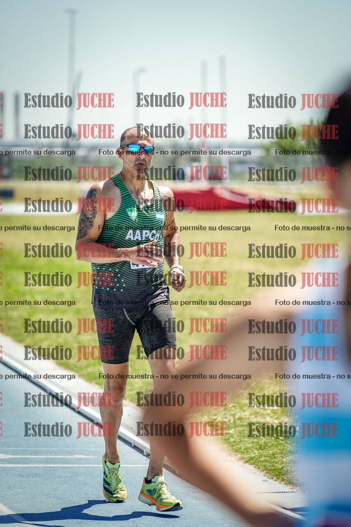 Fotos de los 800 m llanos de varones