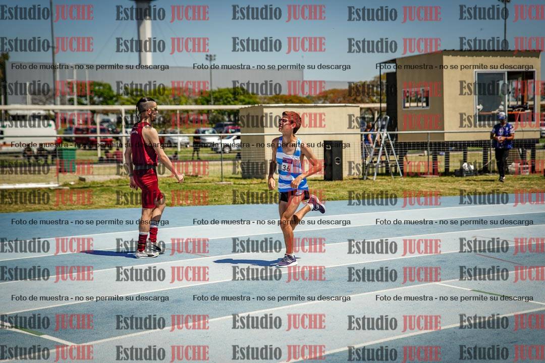 Fotos de los 800 m llanos de varones