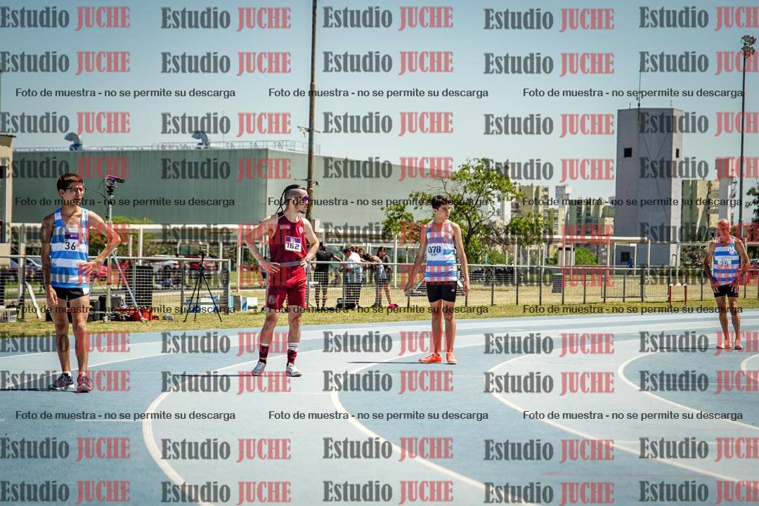 Fotos de los 800 m llanos de varones