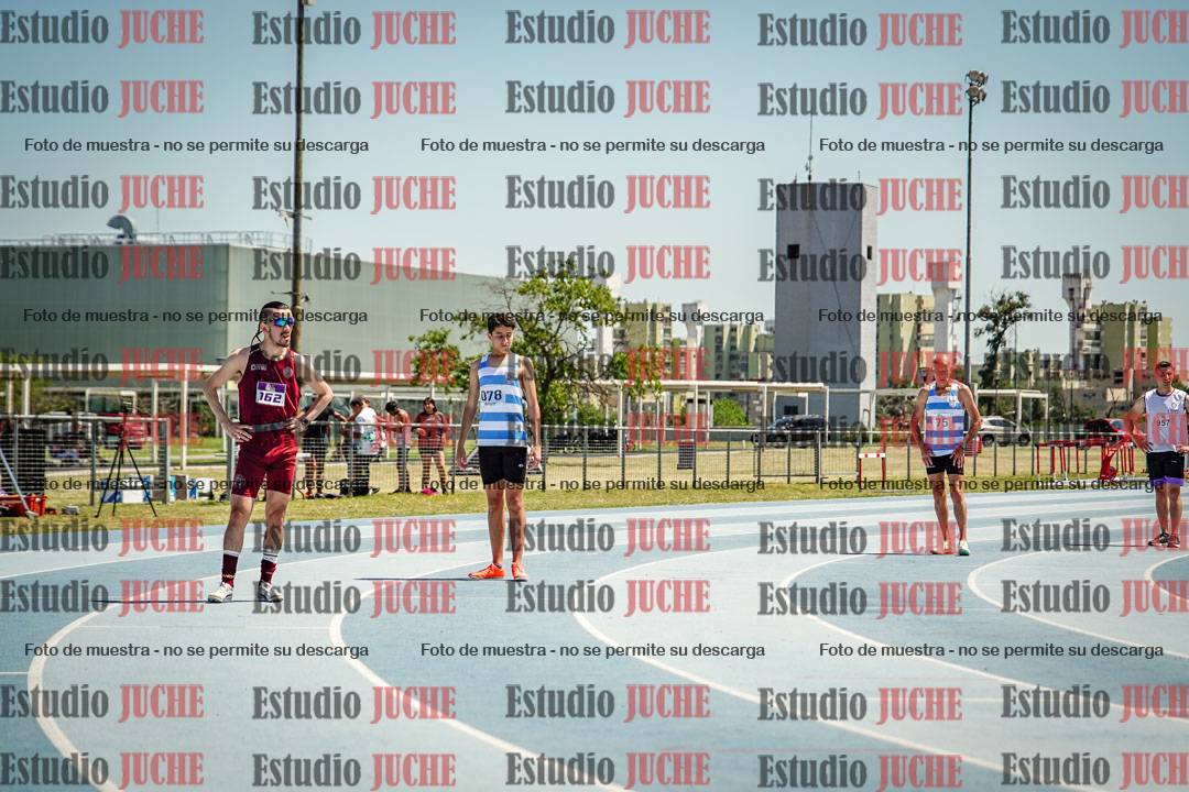 Fotos de los 800 m llanos de varones