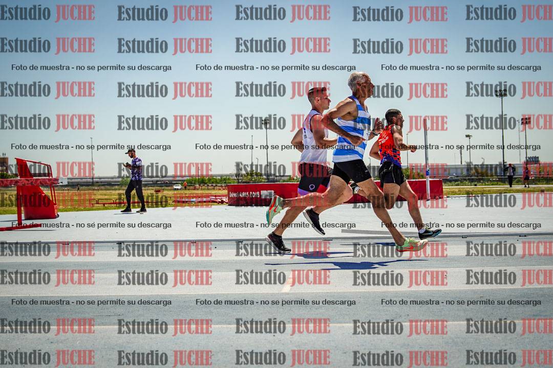Fotos de los 800 m llanos de varones