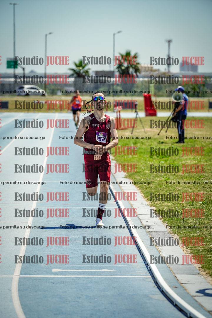 Fotos de los 800 m llanos de varones