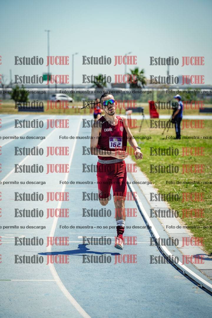 Fotos de los 800 m llanos de varones