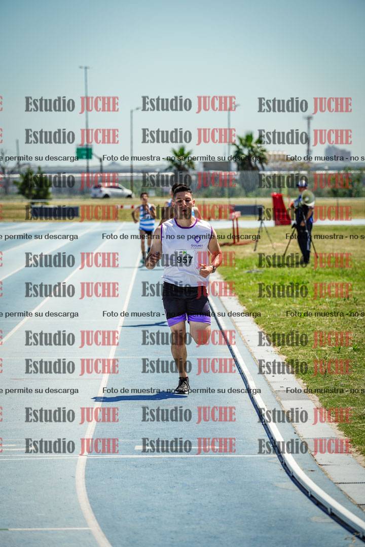 Fotos de los 800 m llanos de varones