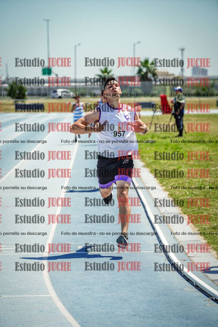 Fotos de los 800 m llanos de varones