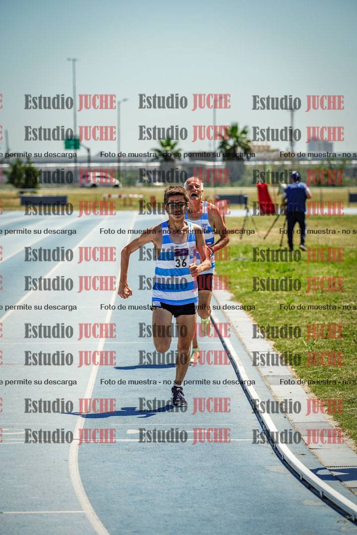 Fotos de los 800 m llanos de varones