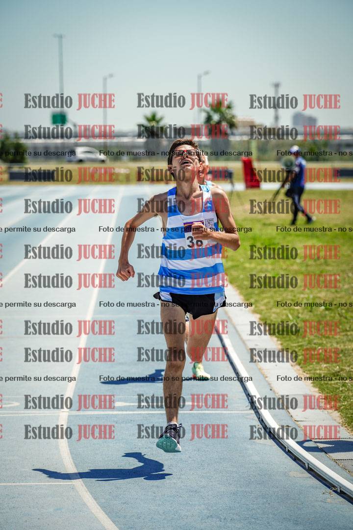 Fotos de los 800 m llanos de varones