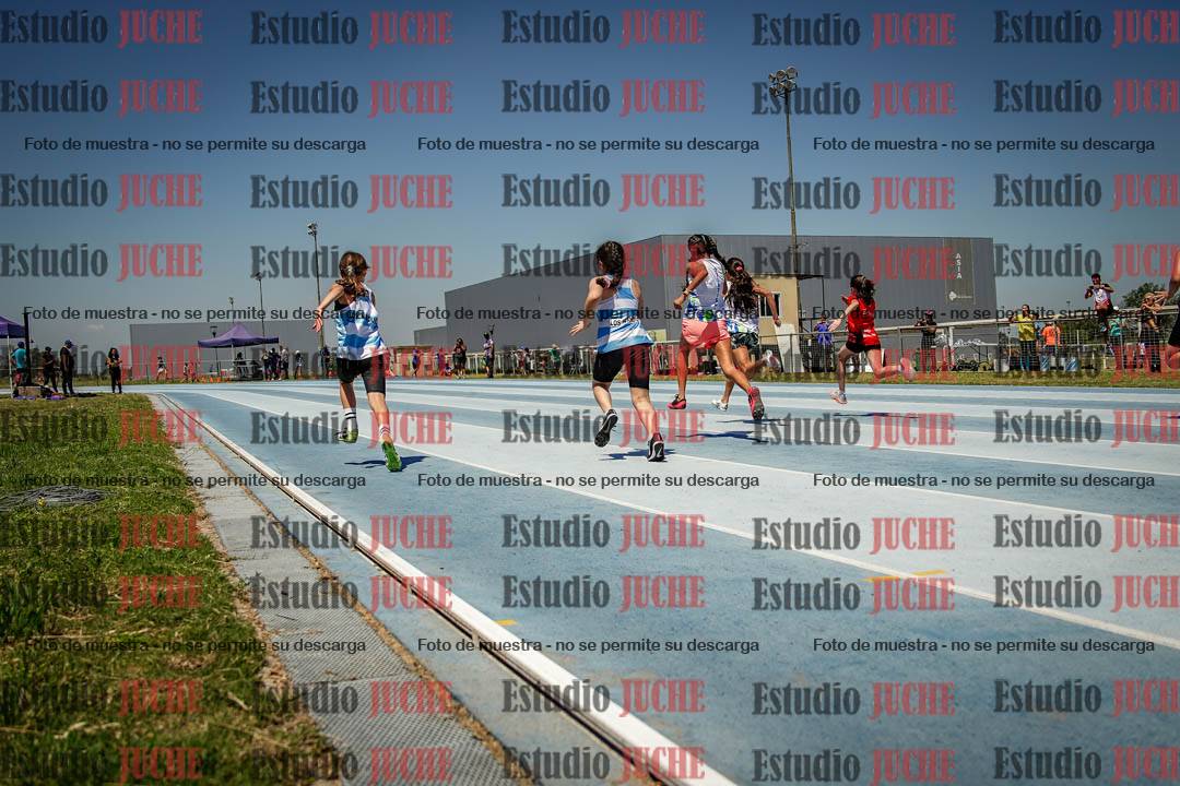 Fotos de los 50 m llanos de mujeres