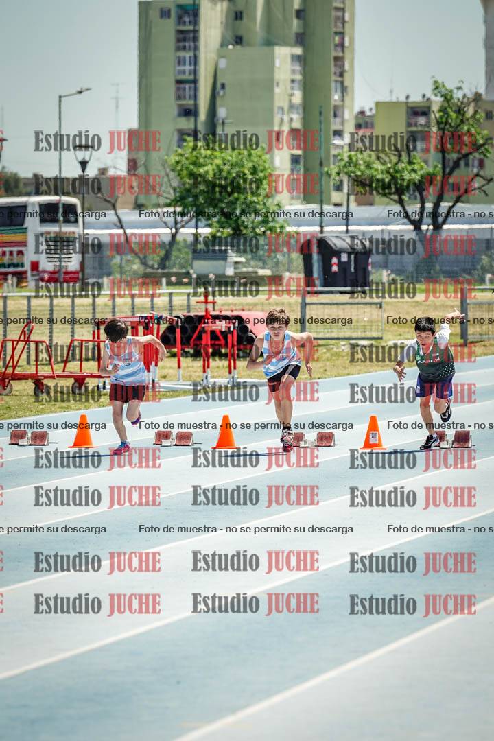 Fotos de los 50 m llanos de varones