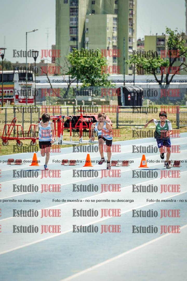 Fotos de los 50 m llanos de varones