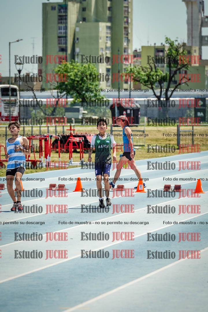 Fotos de los 50 m llanos de varones