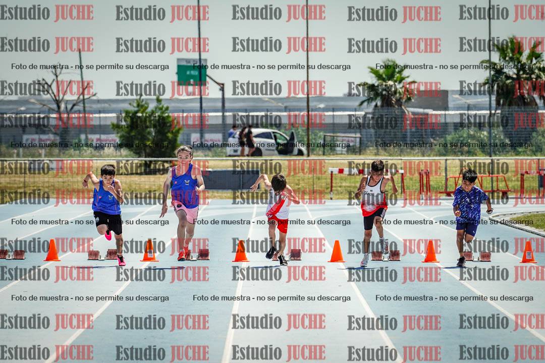 Fotos de los 50 m llanos de varones