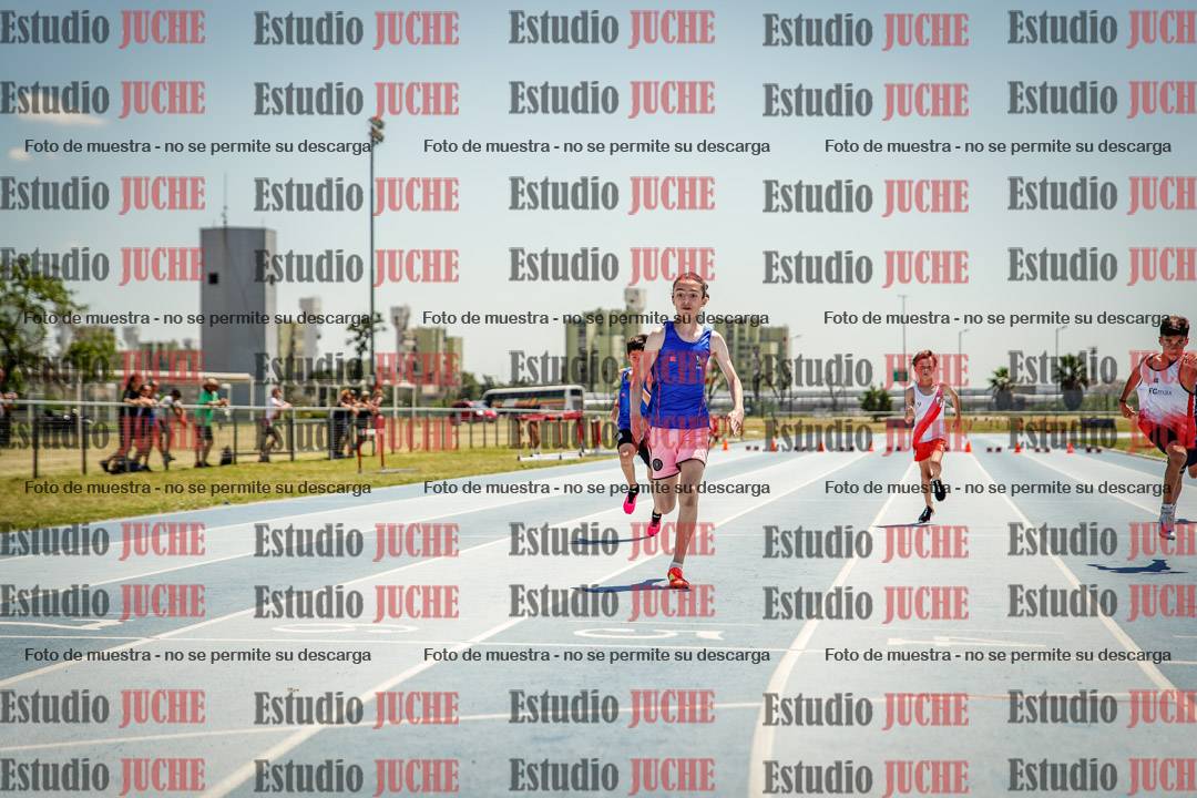 Fotos de los 50 m llanos de varones
