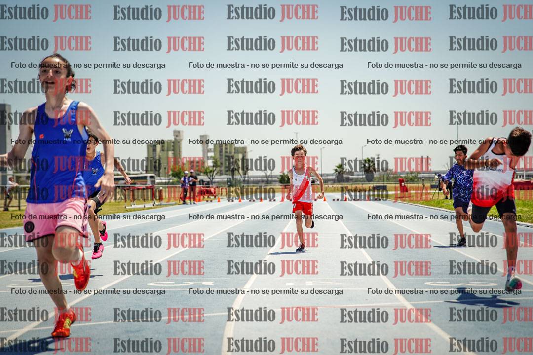 Fotos de los 50 m llanos de varones