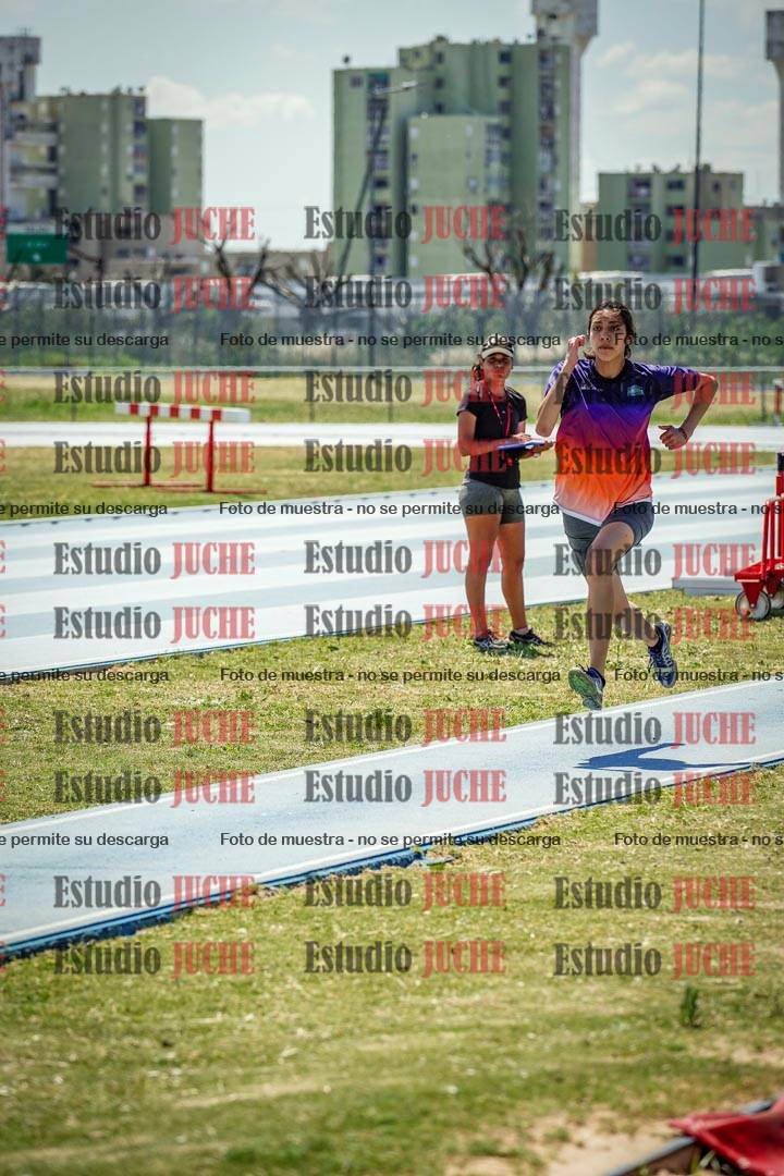 Fotos del salto triple de mujeres y varones - todas las tablas