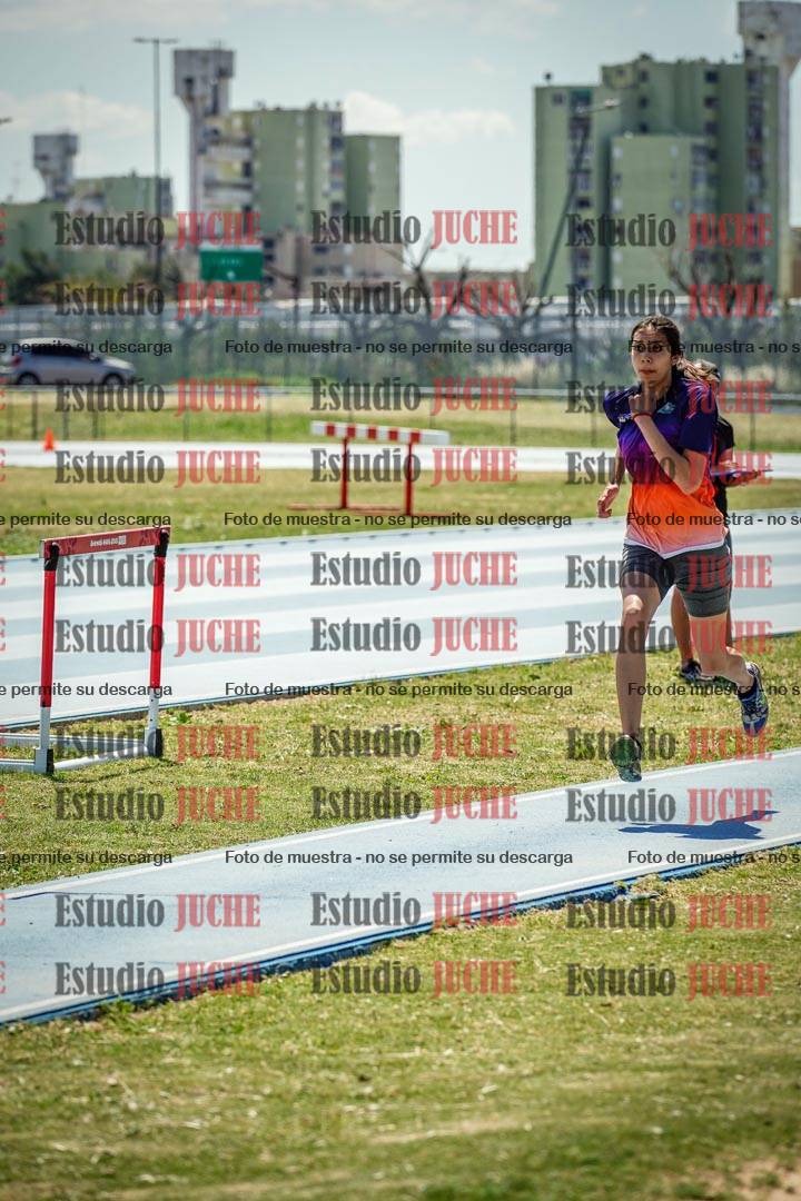 Fotos del salto triple de mujeres y varones - todas las tablas