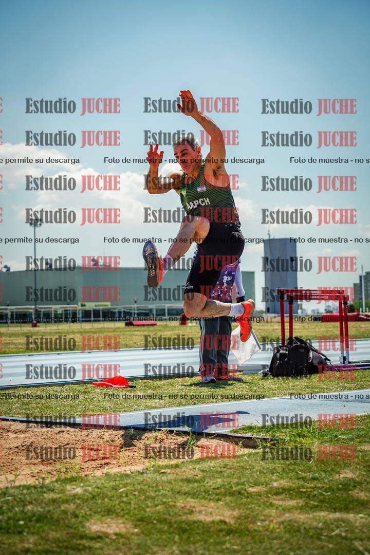 Fotos del salto triple de mujeres y varones - todas las tablas