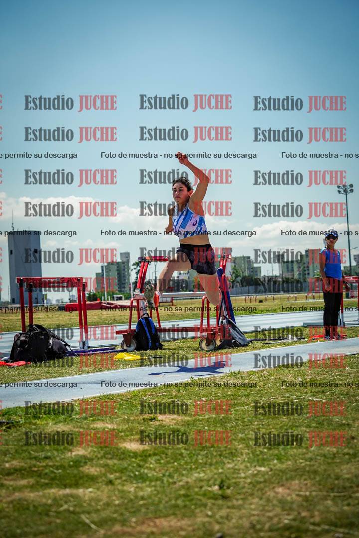 Fotos del salto triple de mujeres y varones - todas las tablas