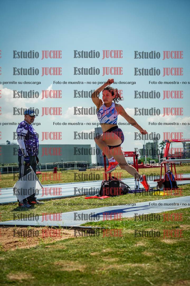 Fotos del salto triple de mujeres y varones - todas las tablas