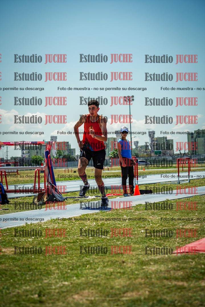 Fotos del salto triple de mujeres y varones - todas las tablas