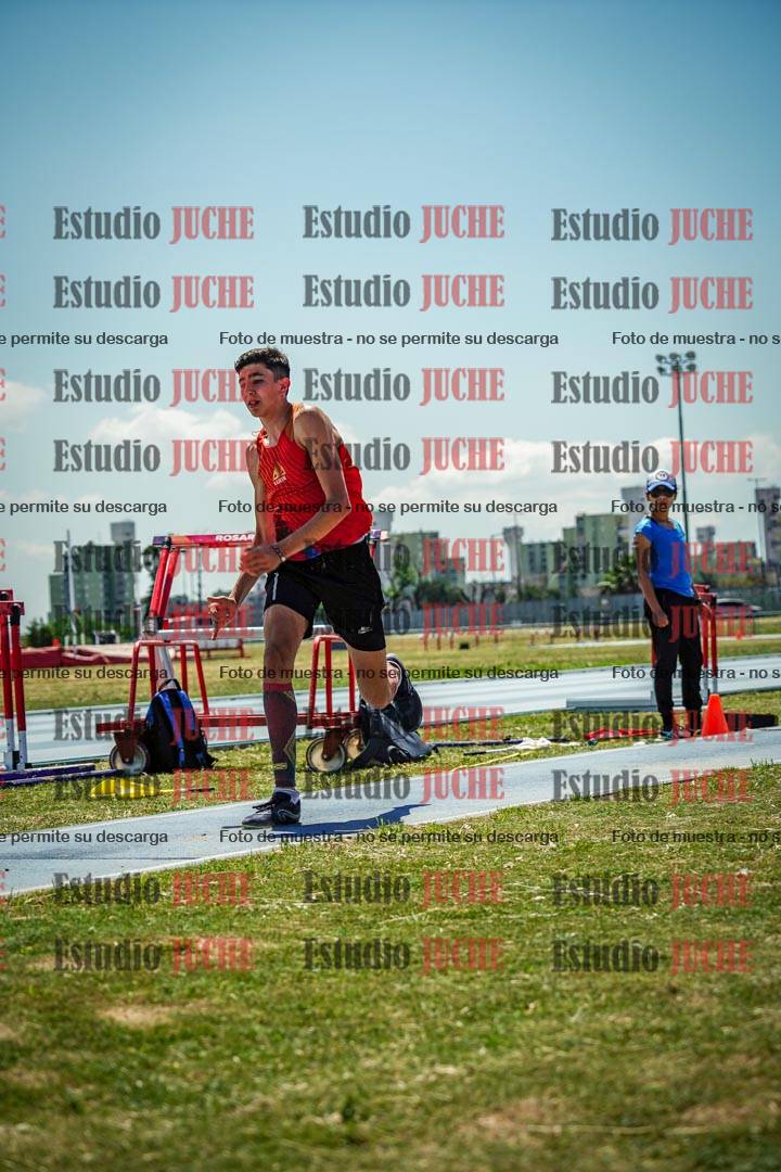 Fotos del salto triple de mujeres y varones - todas las tablas