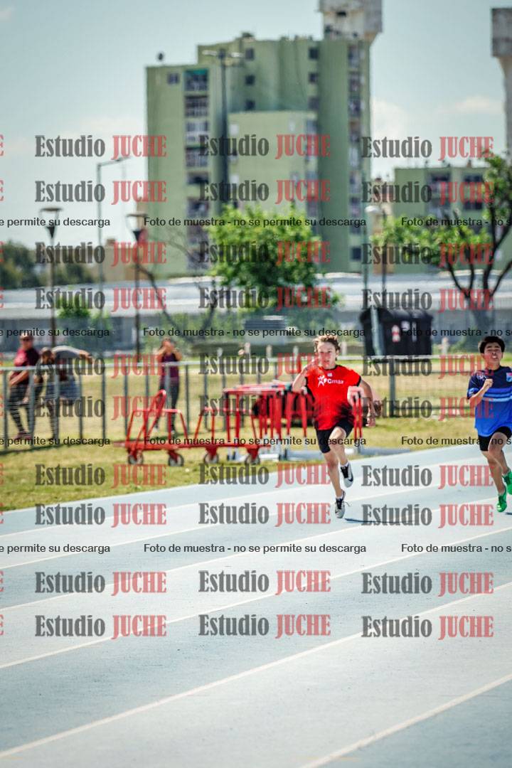 Fotos de los 150 m llanos de varones