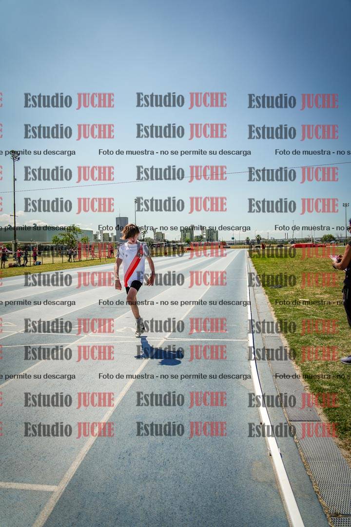 Fotos de los 150 m llanos de varones