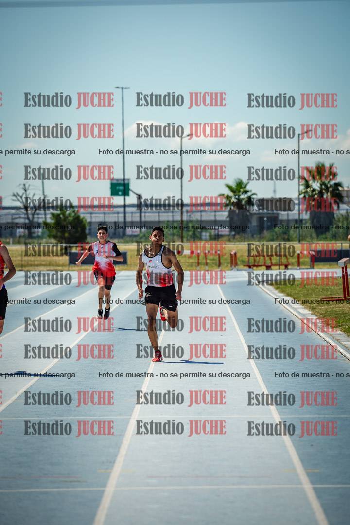Fotos de los 150 m llanos de varones