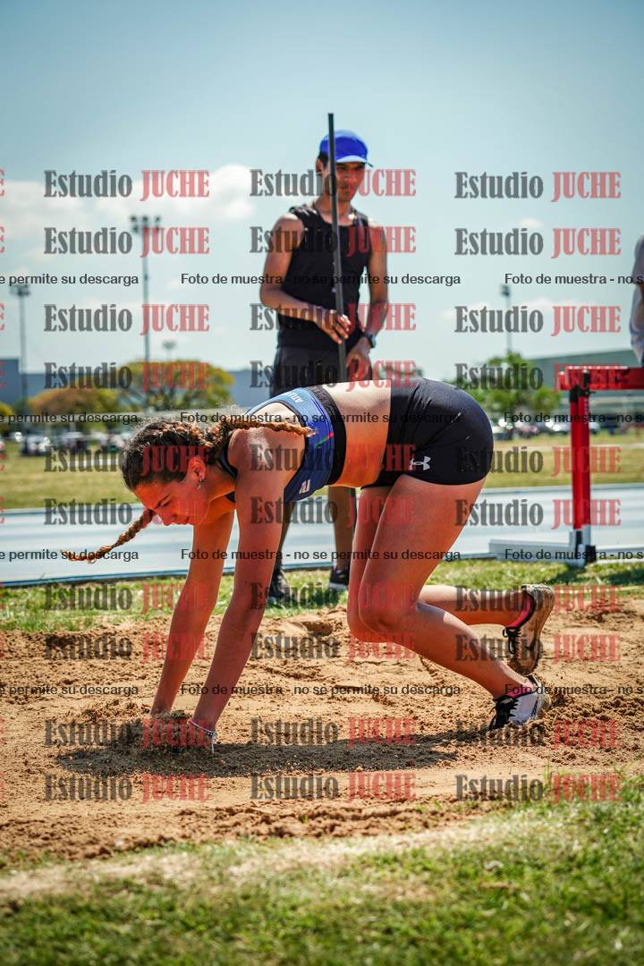 Fotos del salto triple de mujeres y varones - todas las tablas