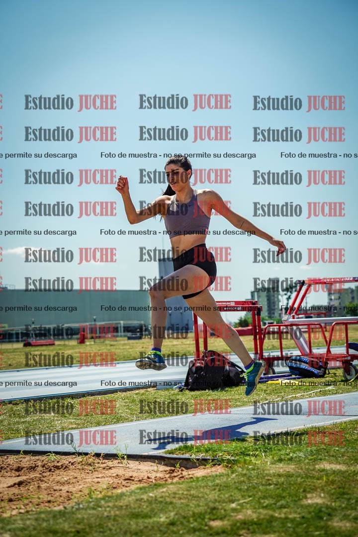 Fotos del salto triple de mujeres y varones - todas las tablas