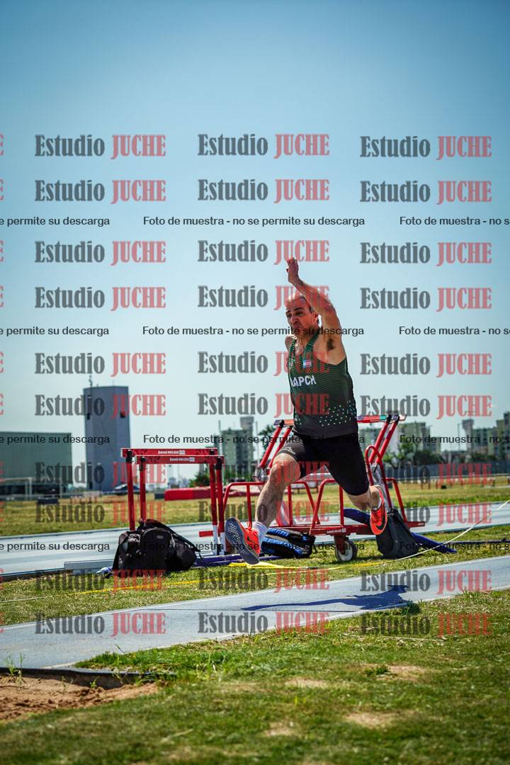 Fotos del salto triple de mujeres y varones - todas las tablas